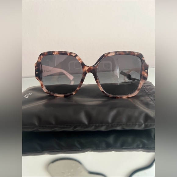 Lady Dior Studs Square Sunglasses In Havana/light Pink - Picture 7 of 14